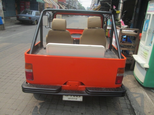 จิ๊ปเท่ห์ๆ