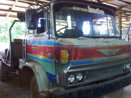 ขายรถหาปาท้าลาดบรรทุกแบคโฮ ISUZU เครี่อง HO7D 195 แรงทะเบียนขาด ปี 49 ชุดโอนพร้อม