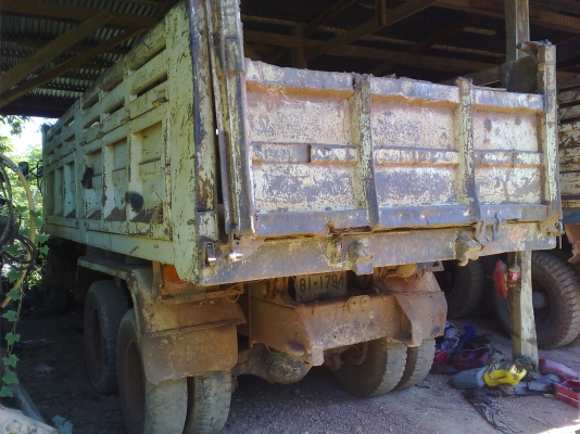 ขายรถบรรทุก 10 ล้อ 2 เพลาดั้อ HINO F18 เครื่องดีคัสซีสวยยางดี 10 เส้นทะเบียนทะเบียนเต็ม