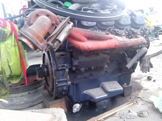 ขายเครื่องเบ็น 8 สูบ