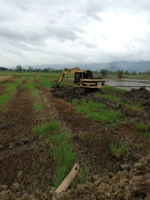 ขายด่วน..รถแบคโฮ CAT E120 B รถสวยแกร่ง ระบบไฟฟ้าครบ แรงขุดดี ทำงานไว ประหยัดน้ำมัน มีใบอินวอยล์ จดทะเบียนได้.