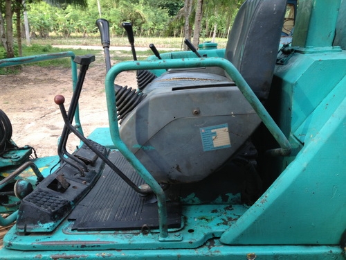 ขายรถขุด แมคโครเล็ก KOMATSU PC30-7 สภาพพร้อมใช้ราคาเบาๆ ขายรถขุด แมคโครเล็ก KOMATSU PC30-7 สภาพพร้อมใช้ราคาเบาๆ