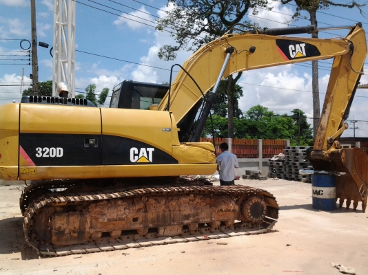 Cat 320D รุ่นใหม่ล่าสุด เครื่องคอมมอนเรล 4 สูบ แอรเย็น ไฟฟ้าครบ