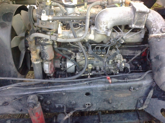 สิบล้อHINO เพลาเดียว เดิมๆ สภาพ80\%  กระบะเหล็ก ดั้มแต่ไม่มีกระบอกดั้ม อุปกรณ์ อื่นๆ อยู่ครบ ยางใหม่10เส้น สูง2เมตร ยาว6เมตร