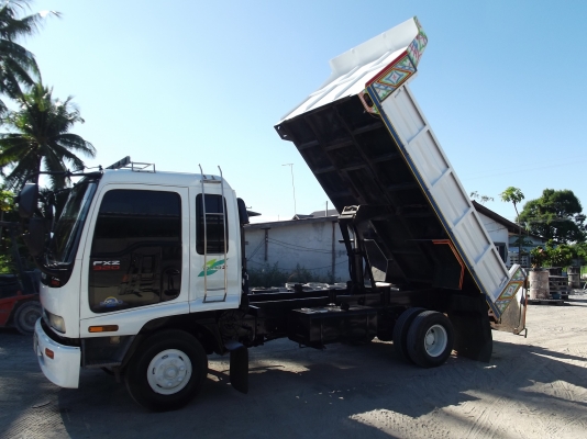 ขาย ISUZU DECA  6 ล้อดั้ม  210  จากสงวนศักดิ์ อู่ยอดนิยม ทะเบียนภาษีเต็ม พร้อมโอน