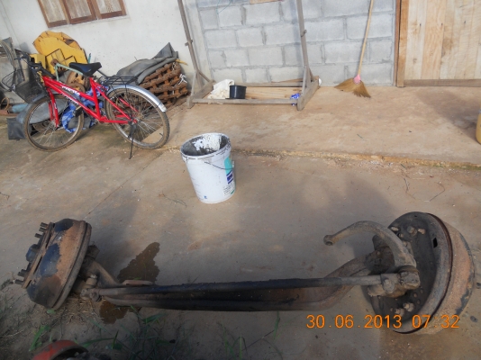 คานหน้ารถสิบล้อหัวยาว