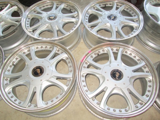 ขายล้อม้าทอง