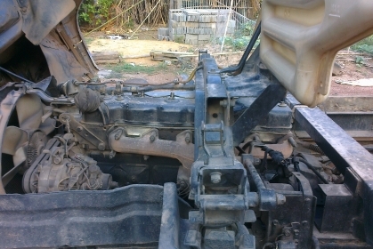 ขายด่วน 6 ล้อดั้มพ์ Isuzu 175 แรงชัชซี NRR