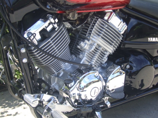 DRAGSTAR 400 CUSTOM y.99 เก็บงานใหม่ สีใหม่ทูโทน