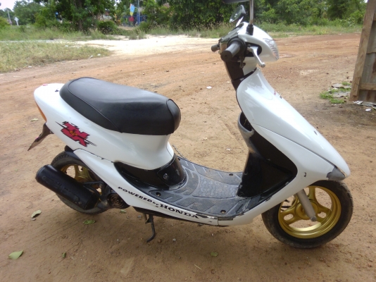 ขาย honda dio zx 50cc สวย ถูกๆ 6500 บาท