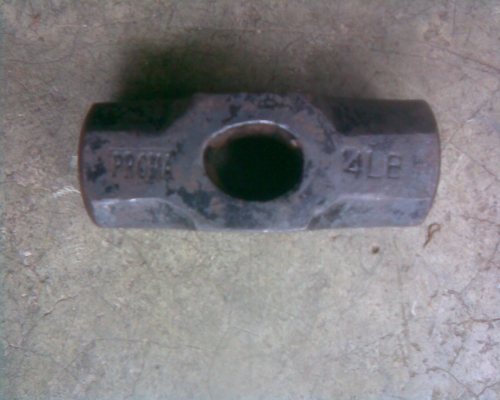 ขายเหมาหัวฆ้อนปอน และฆอ้นปอน ขนาด 4 ปอนเนื้อเหล็กดีครับขนาด 4  ปอน สวยๆครับเหมาไป 2 ตัวครับ +สงว่านมือรุ่นเก่าคุ้มครับราคานี้