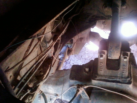 ขาย 3M 240 แรงม้า สภาพเดิมๆ เครื่องเดิมเกียร์เดิม แอร์ มีลำโพงลากลูก ขาย 3M 240 แรงม้า สภาพเดิมๆ เครื่องเดิมเกียร์เดิม แอร์ มีลำโพงลากลูก