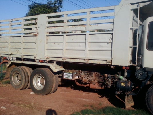 ขาย 3M 240 แรงม้า สภาพเดิมๆ เครื่องเดิมเกียร์เดิม แอร์ มีลำโพงลากลูก ขาย 3M 240 แรงม้า สภาพเดิมๆ เครื่องเดิมเกียร์เดิม แอร์ มีลำโพงลากลูก