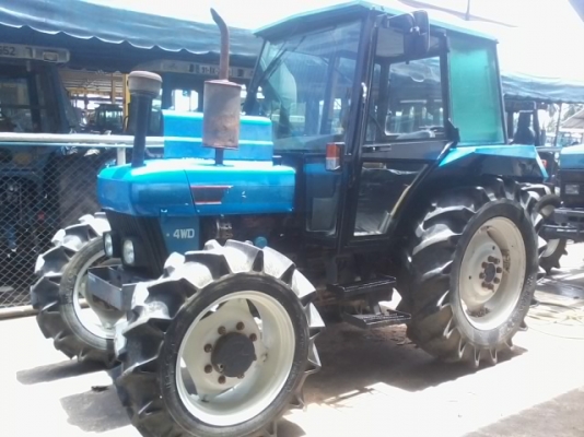ขายรถไถนำเข้าFORD4630ขนาด3 สูบ2 เพลา65 แรงม้า คานหน้าคาลาโร่