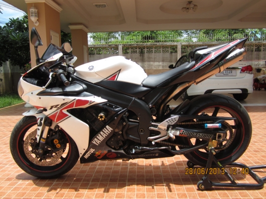 R1 ปี04 ทะเบียนพร้อมโอน แต่งครบ เครื่องแรงๆ ราคาเล้าใจ