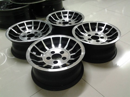 ล้อแม็กขอบ14x6นิ้ว 5รู114 ราคา5500บาท