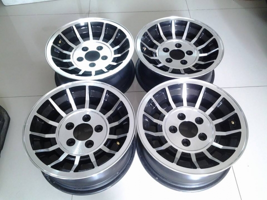 ล้อแม็กขอบ14x6นิ้ว 5รู114 ราคา5500บาท