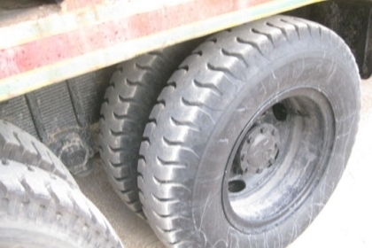 ขายสิบล้อเพลาเดียวดั้ม Isuzu JCM เครื่อง  6BG1 175 แรง โทร 0884501277