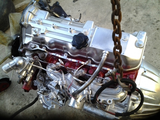 ขายเครื่อง 2L ดีเซล โตโยต้า พร้อมเกียร์ธรรมดา 5 เกียร์ ขายเครื่อง 2L ดีเซล โตโยต้า พร้อมเกียร์ธรรมดา 5 เกียร์