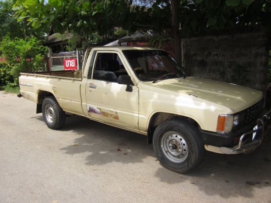 Toyota Hero LN 56 เบนซิน 5ขอ ปี 1985