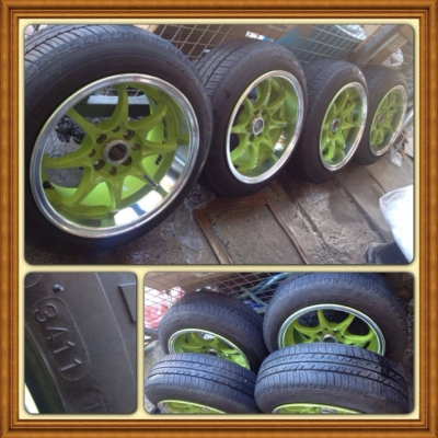 ขายแม็กมือ2 CE28 ขอบ15 กว้าง 8 4 รู100/114+ยางปี11 ราคา 11,500บาทถูก