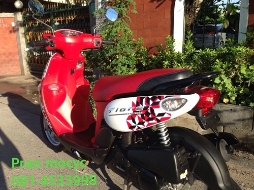 ขาย yamaha fiore สีขาวเเดงดำ ปี2556