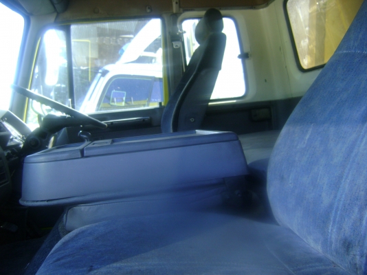 ขายรถ 10 ล้อกะบะยาว 8 เมตร รุ่น FR 6088 เครื่องดี คัชชีสวย สภาพพร้อมใช้งาน หัวยกไฟฟ้า กระจกไฟฟ้า