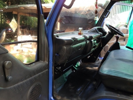 รถบรรทุก 6 ล้อ บรรทุกตู้ ยี่ห้อ ISUZU รุ่น NQR รถบรรทุก 6 ล้อ บรรทุกตู้ ยี่ห้อ ISUZU รุ่น NQR