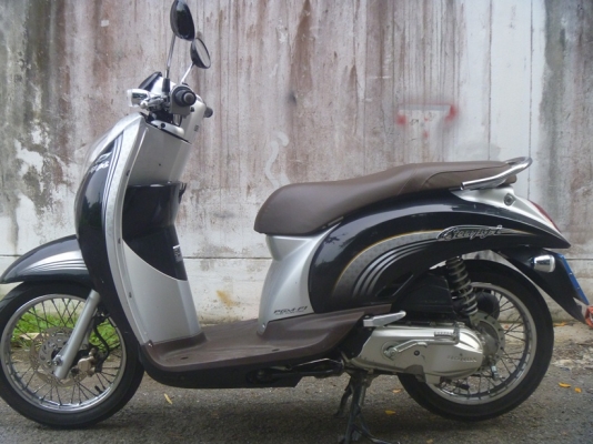 ขายถูก Honda scoopy i หัวฉีด PGM-FI รถจด ก.ค 54