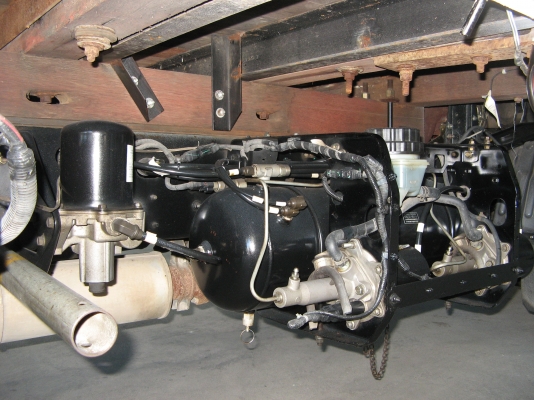 ขาย 6ล้อ ฮีโน่ เมก้า 170  แรง ยาว 5.50 ปี 2008 สภาพสวยเดิมเครื่องดี พร้อมใช้งาน ชมก่อนได้ครับ สนใจติดต่อ 081-9425443