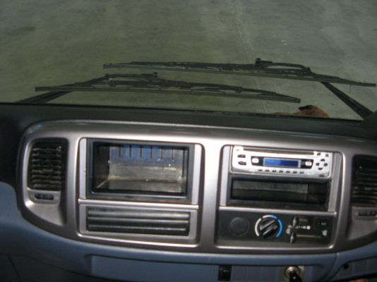 ขาย 6ล้อ ฮีโน่ เมก้า 170  แรง ยาว 5.50 ปี 2008 สภาพสวยเดิมเครื่องดี พร้อมใช้งาน ชมก่อนได้ครับ สนใจติดต่อ 081-9425443