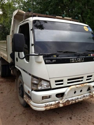 6ล้อดั้ม ISUZU NPR 130แรงม้า ปี49 ดั้ม5คิว รถสวย