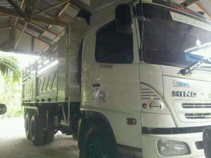 10ลัอดั้ม HINO 260ปี51ซีรี500 ดั้มสามมิตรลอนเฉียง สวยมาก