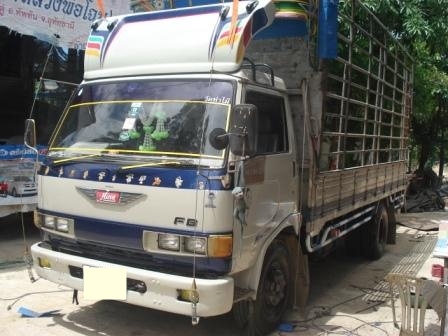 ขาย HINO 6 ล้อ FB เครื่อง 120 แรงม้า กระบะคาร์โก้ ยาว 5 เมตร