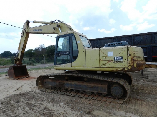 PC200-6LC รถนอก นำเข้า เเทรคสวย ปั๊มเเรงๆ PC200-6LC รถนอก นำเข้า เเทรคสวย ปั๊มเเรงๆ