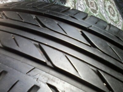 ขายยาง185/60/15 ปี 3710 BRIDERTON ECOPIA EP100A 1 ชุด  ราคา :  3,000.00  บาท