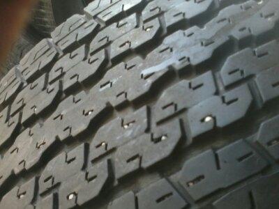 ขายยาง245/70/16 ปี 3909 BRIDERTONE DUELER H/T 840 1 ชุด  ราคา :  4,000.00  บาท