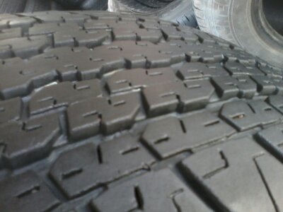 ขายยาง245/70/16 ปี 3909 BRIDERTONE DUELER H/T 840 1 ชุด  ราคา :  4,000.00  บาท