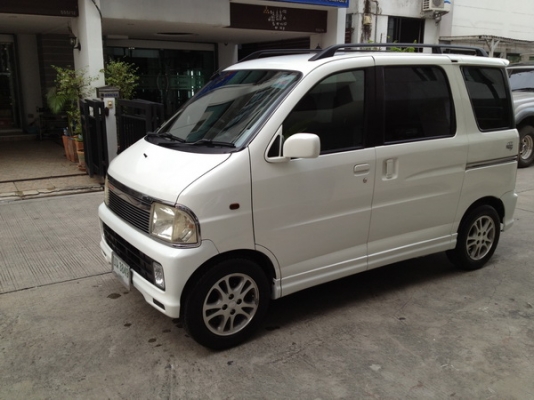 ขายรถตู้ DAIHATSU สภาพสวย พร้อมใช้งาน