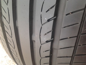 ขายยาง215/55/16 ปี 1209 YOKOHAMA dB JAPAN 1 ชุด   ราคา :  2,500.00  บาท