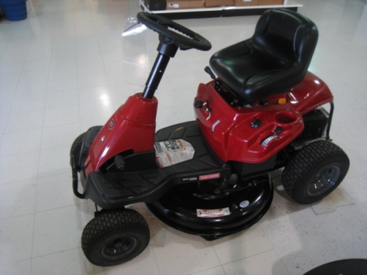 เหลือ John Deere 2 คันสุดท้าย รถตัดหญ้านั่งขับ