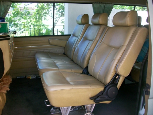 ขายรถตู้ TOYOTA COMMUTOR ดีเซลสภาพพร้อมใช้ เบอร์0878251614 ขายรถตู้ TOYOTA COMMUTOR ดีเซลสภาพพร้อมใช้ เบอร์0878251614