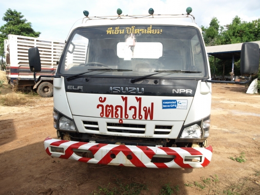 ขาย 6ล้อน้ำมัน อีสุ 840,000 ยาว 5 เมตร