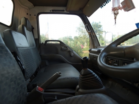 ขาย 6ล้อน้ำมัน อีสุ 840,000 ยาว 5 เมตร