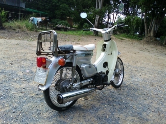 อ๊อด Classic Bike//ลดกระหน่ำ C70 เครื่องWave100 สีเงาๆ 12,500 บาท (พร้อมส่ง)ด่วนๆ