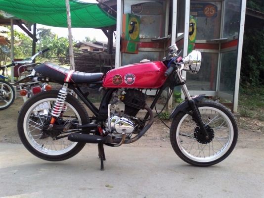 อ๊อด Classic Bike//GL100 แต่งคาเฟ่ หาแลก ชาลีสภาพพอๆกัน