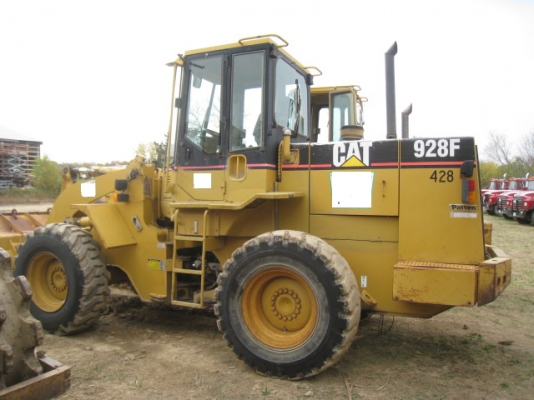 รถตักล้อยาง Caterpillar 928F เอวแน่น ปั๊มเเรง ยางสวย รถนอกนำเข้าจากอเมริกา