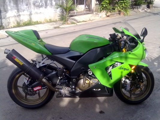 ขายninja1000 zx-10R รถปี 2005  อินวอย/สพม กริ๊บทุกอะนูครับ0821872521