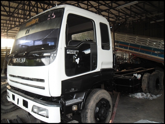 GIGA หัวครัชซี เครื่อง 320 แรง สภาพดี น่าใช้ ราคาจิ๊บๆ GIGA หัวครัชซี เครื่อง 320 แรง สภาพดี น่าใช้ ราคาจิ๊บๆ