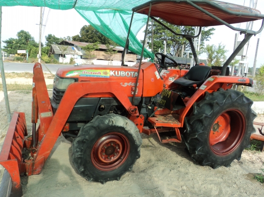 ขายรถไถโคโบต้า34แรงสภาพสวย ลดราคาเหลือ 253000 บาทครับ ต่อรองได้ครับ